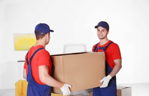 Hackney Man and Van team providing local moving support