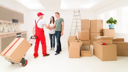 Pricing and quotation planning for a local move