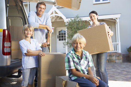 Flexible Hackney moving service for homes and businesses